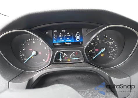 2016 Ford Focus Se z USA, uszkodzony, nr VIN 1FADP3F23GL275187